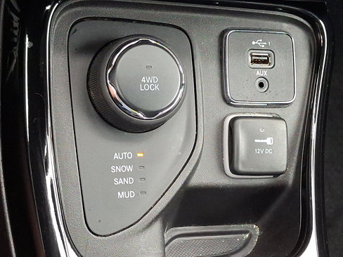 Certified 2019 Jeep Compass Limited image 25