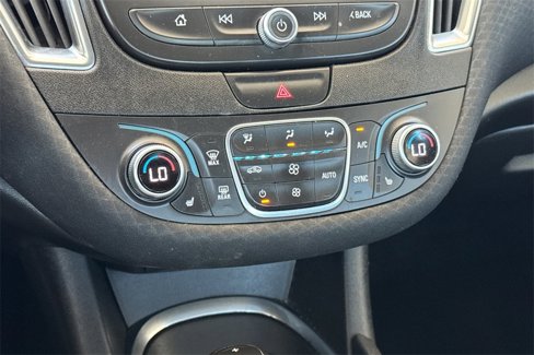 Used 2019 Chevrolet Malibu LT image 28