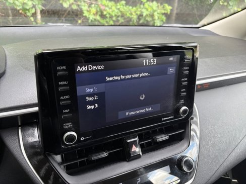 Used 2022 Toyota Corolla LE image 16