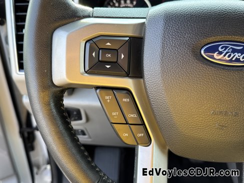 Used 2020 Ford F150 Lariat image 29