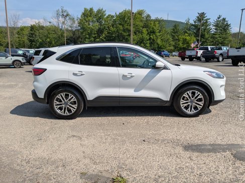 Used 2022 Ford Escape SEL image 2