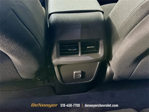Used 2022 Chevrolet Equinox LT image 25