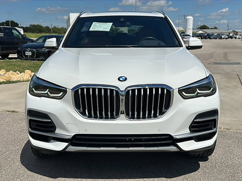 Certified 2022 BMW X5 sDrive40i w/ Luxury Seating Package image 11