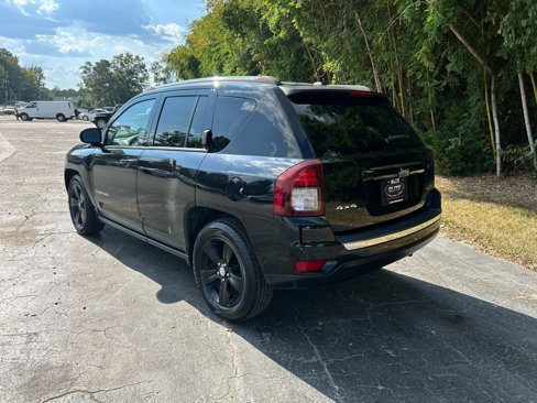 Used 2015 Jeep Compass High Altitude image 9