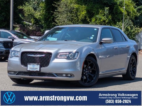 Used 2018 Chrysler 300 S w/ 300S Premium Group image 1