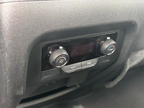 New 2025 Chevrolet Traverse LT w/ Driver Confidence Package image 7