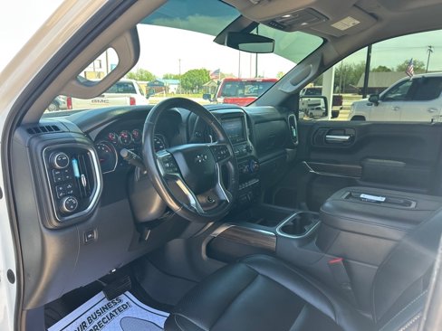 Used 2021 Chevrolet Silverado 1500 LT Trail Boss w/ LPO, Dark Essentials Package image 19