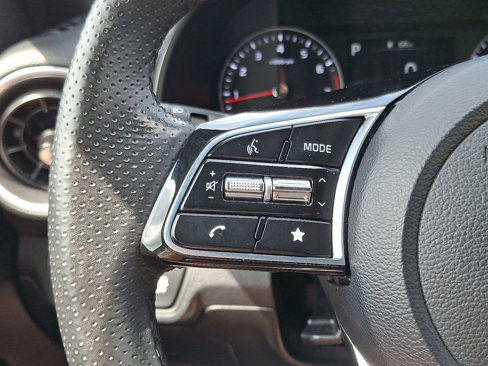 Used 2023 Kia Forte GT-Line image 22