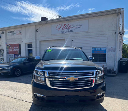 Used 2016 Chevrolet Suburban LTZ image 1