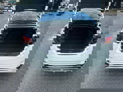 Used 2023 Nissan Altima 2.5 SV image 18