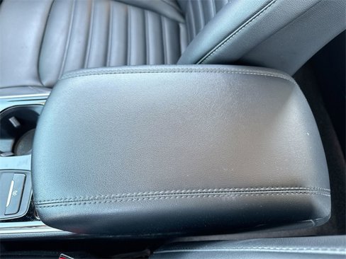 Used 2020 Ford Edge SEL image 20