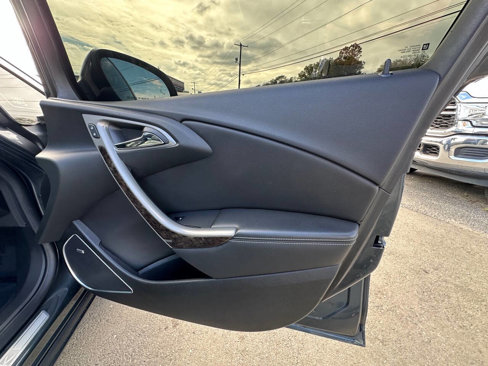 Used 2013 Buick Verano Leather image 16