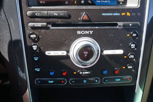 Used 2016 Ford Explorer Limited image 38