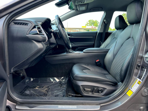 Used 2022 Toyota Camry SE image 47