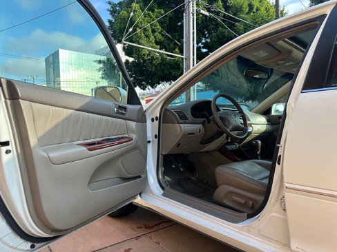 Used 2003 Toyota Camry XLE image 8