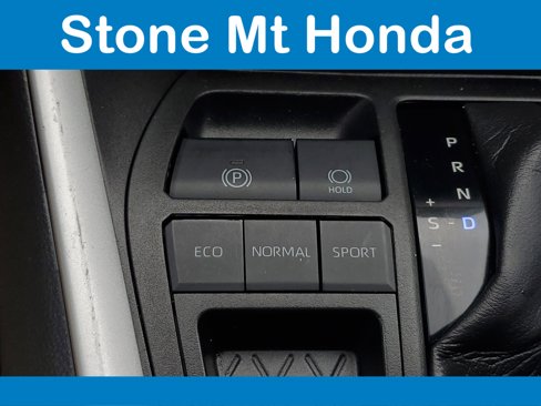 Used 2021 Toyota RAV4 XLE image 30