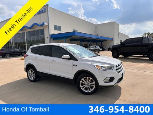 Used 2019 Ford Escape SE image 1