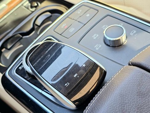 Certified 2019 Mercedes-Benz GLS 450 4MATIC image 40