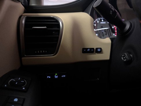 Used 2016 Lexus NX 200t FWD image 16