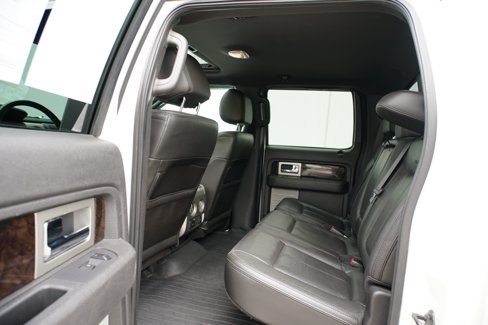 Used 2014 Ford F150 Platinum image 18