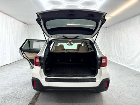 Used 2018 Subaru Outback 2.5i Limited image 30