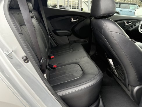 Used 2012 Hyundai Tucson Limited image 28