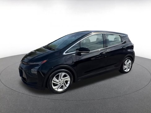 Used 2023 Chevrolet Bolt LT w/ Driver Confidence Package image 8