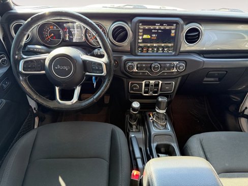 Used 2019 Jeep Wrangler Unlimited Sahara image 11