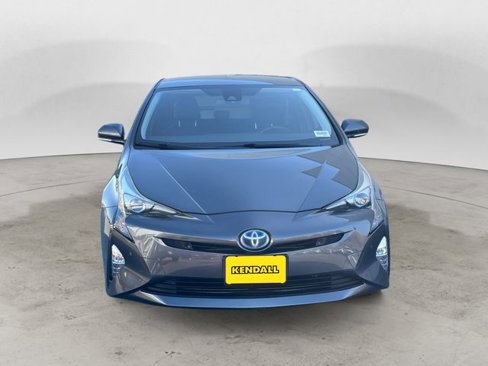 Used 2017 Toyota Prius Four image 8