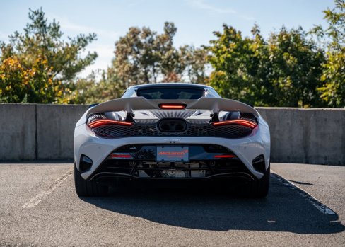Used 2024 McLaren 750S Spider image 11