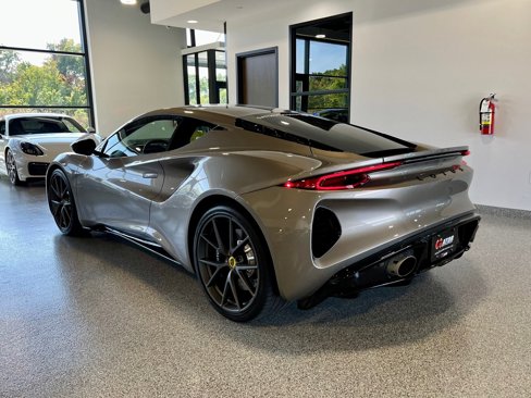 Used 2024 Lotus Emira First Edition image 4