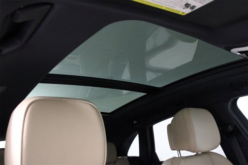 Certified 2024 Porsche Macan image 25