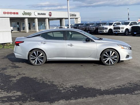 Used 2022 Nissan Altima 2.5 SR image 23