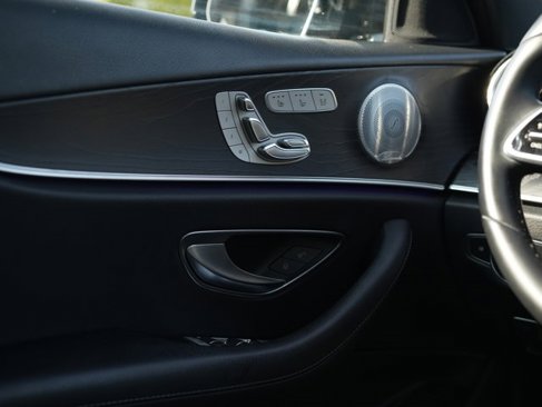 Certified 2020 Mercedes-Benz E 450 4MATIC Sedan image 24