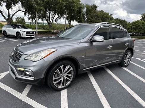 Used 2017 INFINITI QX50 AWD w/ Deluxe Touring Package image 5