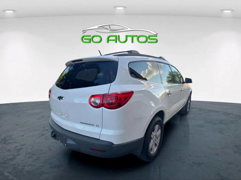 Used 2012 Chevrolet Traverse LT image 6