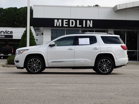 Used 2019 GMC Acadia Denali w/ Technology Package image 4