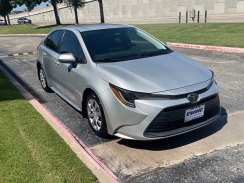 Used 2023 Toyota Corolla LE image 20