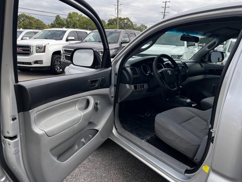 Used 2012 Toyota Tacoma 2WD Regular Cab image 11