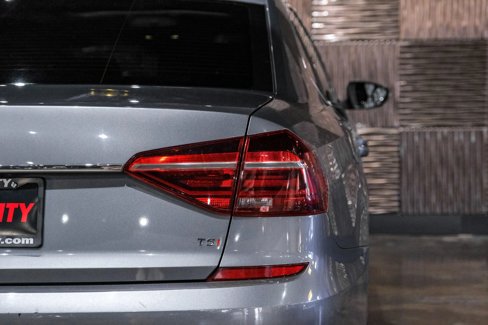 Used 2017 Volkswagen Passat 1.8T SE w/ SE Lighting Package image 47