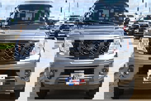 Used 2021 Nissan Frontier SV w/ Midnight Edition Floor Mats image 8