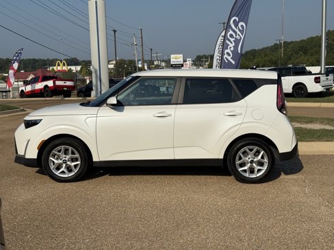 Used 2023 Kia Soul LX w/ Option Group 015 image 8