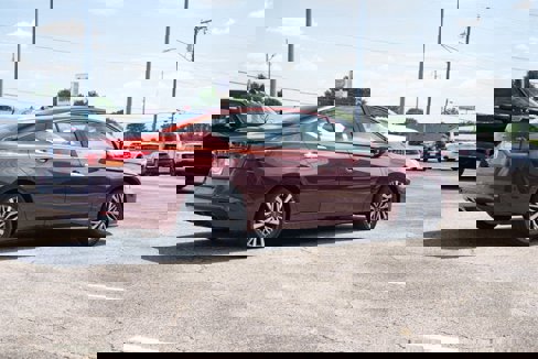 Used 2023 Nissan Altima 2.5 SV image 5
