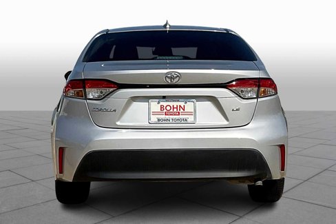 Used 2024 Toyota Corolla LE image 8