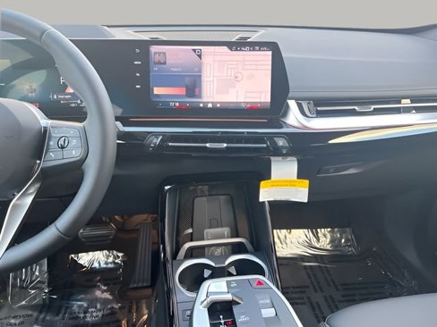 New 2025 BMW X1 xDrive28i w/ Technology Package image 17