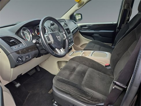 Used 2015 Dodge Grand Caravan SXT w/ UConnect Hands-Free Group image 13