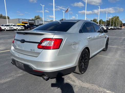 Used 2010 Ford Taurus SHO image 7