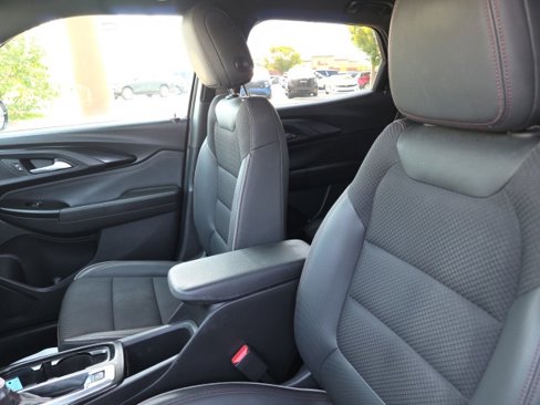 Used 2021 Chevrolet TrailBlazer RS w/ Convenience Package image 9