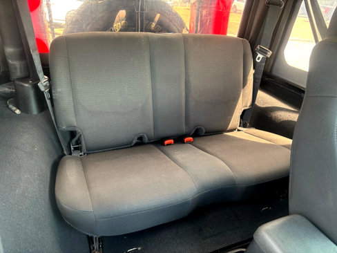 Used 2006 Jeep Wrangler Rubicon image 21
