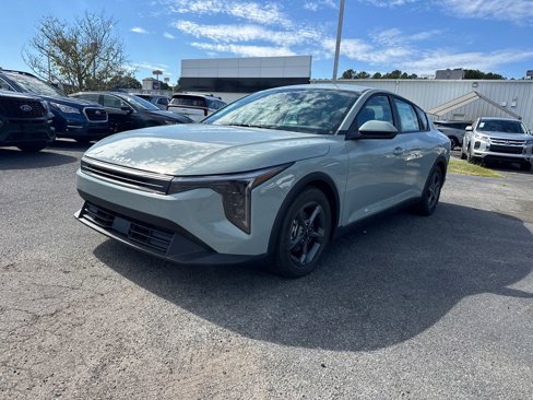 New 2025 Kia K4 LXS image 7